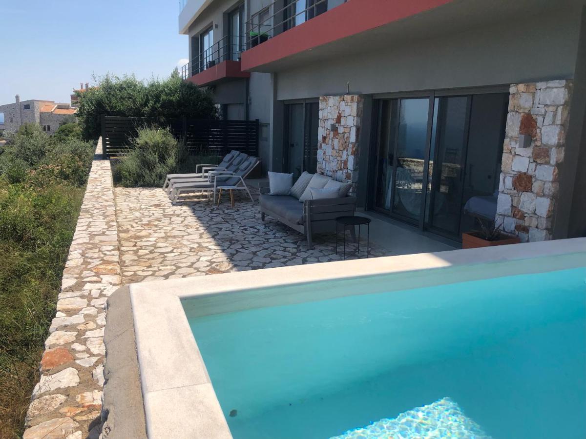 Seaview Maisonette Szhiniász Kültér fotó